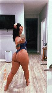 FyDk1iGaQAA9UUg.jpg_small (1)