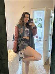 FvoNaYqaMAApZ9L.jpg_large