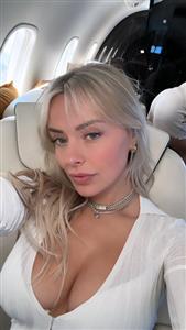 Fi7RZ1uXEAALSTf.jpg_small