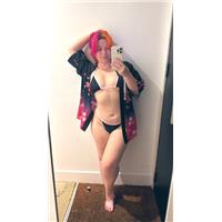 GUfPqicXIAAOxPY.jpg_small