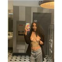 GUY-ET3XQAAkbgZ.jpg_small