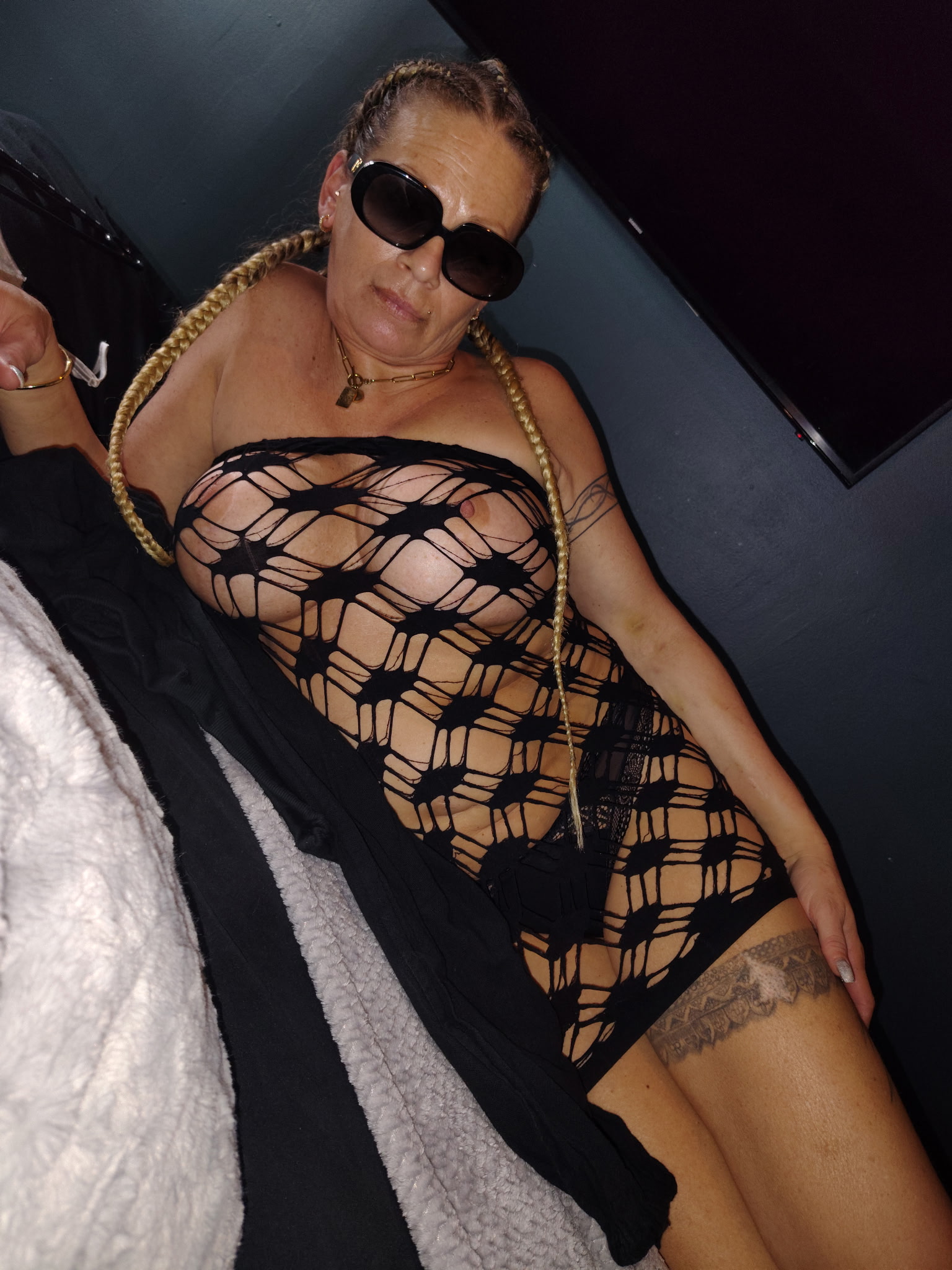 Snygg kåt blondin Ring eller smsa tele +46764001455