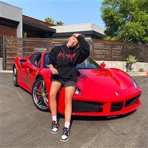 EiJ3zRjUcAEuJyZ.jpg_large